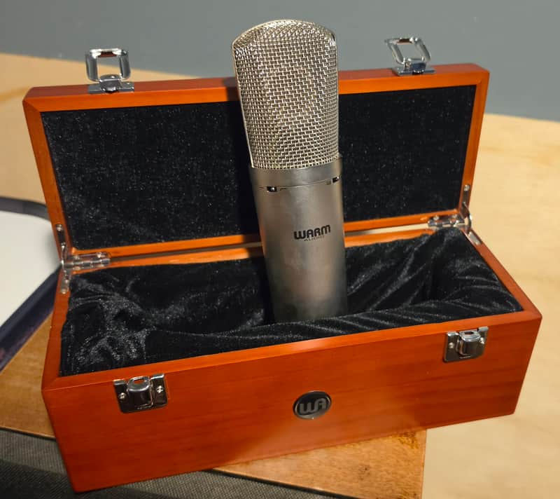 Warm Audio WA-87 R2 Large Diaphragm Multipattern Condenser Microphone