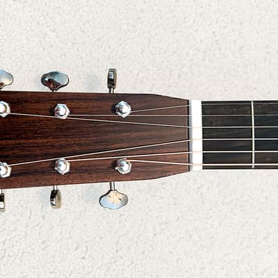 Martin D-28 Dreadnought, Natural image 6