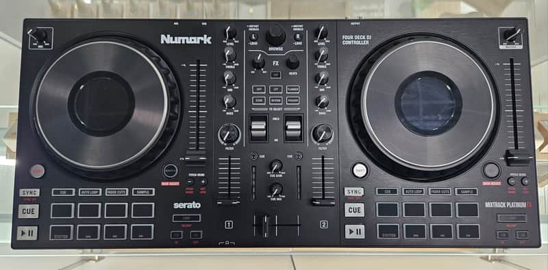 Immagine Numark Mixtrack Platinum FX DJ Controller 2020 - Present - Black - 1