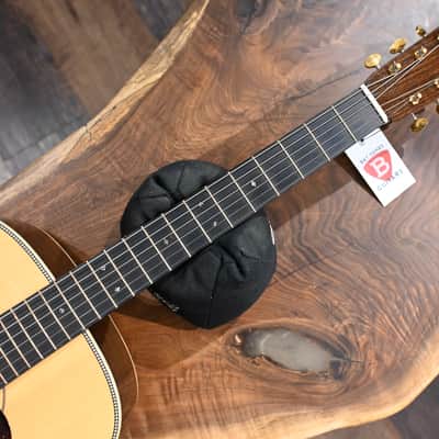Martin D-28 Dreadnought Acoustic 2020 image 23