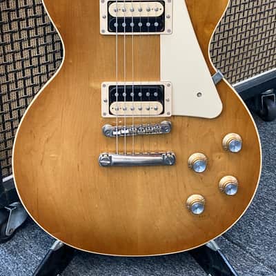 Gibson Les Paul Classic 2021 - Honeyburst image 1