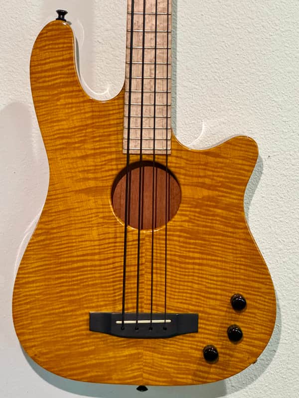 Kiesel AC40 Bass Guitar, 2000s - Natural/Gloss image 1