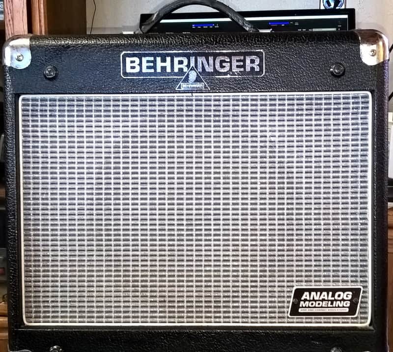 Behringer vintager gm110 guitar combo amp image 1