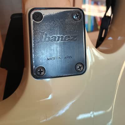 Ibanez RG560 with Maple Fretboard image 11