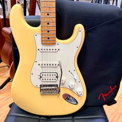 ✨MINT 2018✨ Fender Player Stratocaster HSS~ Buttercream Maple Neck + Gig Bag! image 9