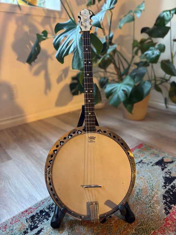 Slingerland May Bell Tenor Resonator Banjo with Case image 1