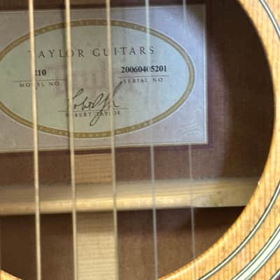 Taylor 210 Acoustic Guitar W/OHSC image 3