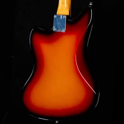Fender Vintera III Mid '60s Jaguar, Rosewood Fingerboard, 3-Color Sunburst (720) image 2