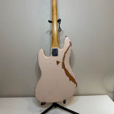 2018 Fender Flea Jazz Bass Road Worn Shell Pink - Mint Condition + G&G Hardshell Case image 13