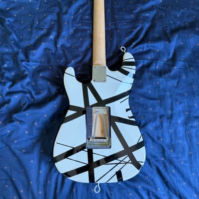 EVH Striped Series 2020 - White with Black Stripes image 2