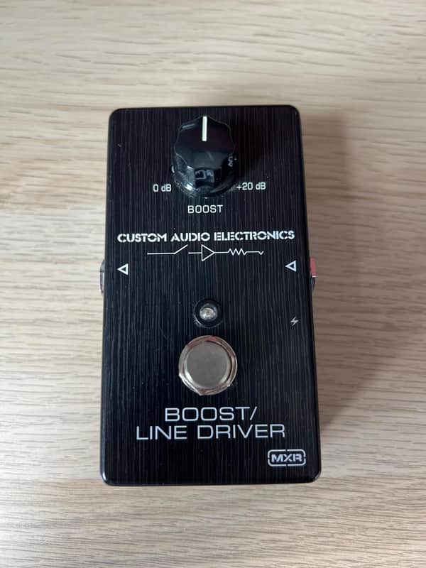 MXR MC401 CAE Boost / Line Driver - Black image 1