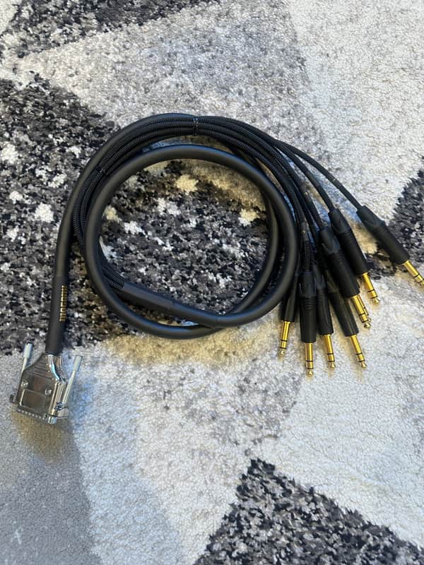 Mogami Gold-DB25-TRS-05 DB25 to TRS - 5'