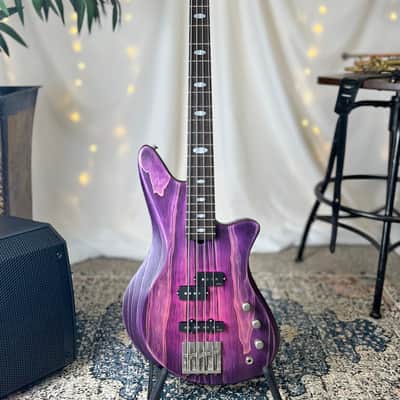 Jacqueline RPJ-32 32-Inch Medium-Scale Bass in Purple Twilight with EMG Geezer Butler PJ Pickup Set and Leo Quan Badass Hardware image 4