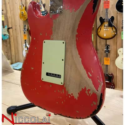 FENDER Michael Landau Signature 1963 Stratocaster, Round-Laminated Rosewood, Fiesta Red over 3-Color Sunburst image 20