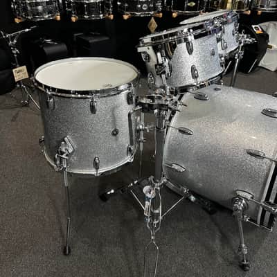 Gretsch Brooklyn 10/12/16/22" Drum Set Kit in Silver Sparkle image 6