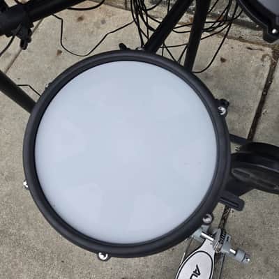Alesis Nitro Max Kit Electronic Drum Set image 9