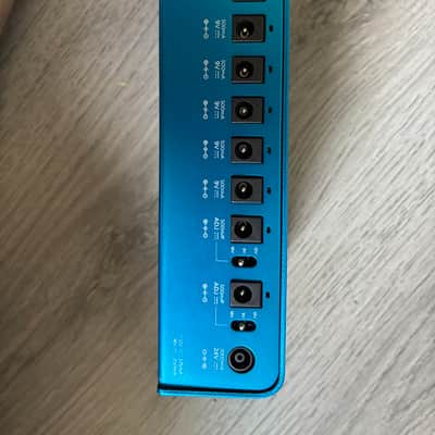 Strymon Zuma 9-Output High Current DC Power Supply 2016 - Present - Blue image 8
