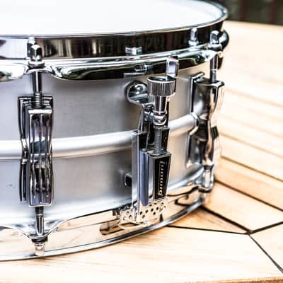 Ludwig Acrolite 5x14" 8-Lug - Pointed Blue/Olive Badge image 10