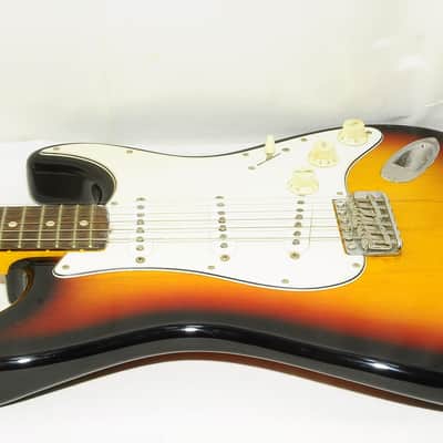 Fender JAPAN STRATOCASTER electric guitar Ref No.5522 image 9