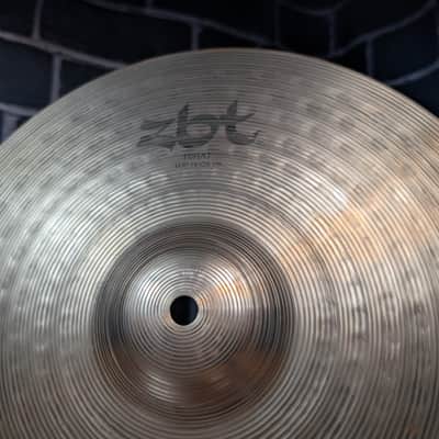 Zildjian 14" ZBT Hi‑Hat Cymbals (Pair) – 2005–2019 – Traditional Finish – Bright Attack • Cutting Chick image 13