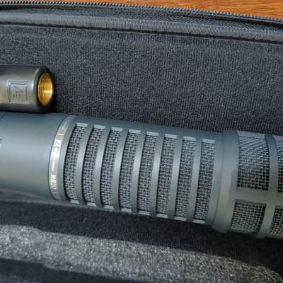 Electro-Voice RE20 Cardioid Dynamic Microphone - Black - Mint Condition + Case FREE SHIPPING image 5