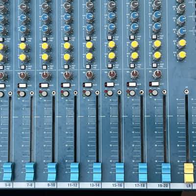 Allen & Heath MixWizard WZ3 20S 12-Channel / 20-Input Stereo Mixer 2004 - 2013 - Blue image 8