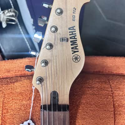 Yamaha EG 112 - Black image 4