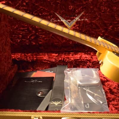Mint Fender Time Machine '52 Telecaster Heavy Relic Aged Nocaster Blonde image 11