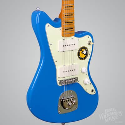 Sire Larry Carlton J5, Maple Fingerboard, Blue image 3