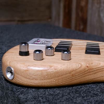 Roscoe Century Standard 4 Fretless 2013 Natural w/ Hard Case image 14