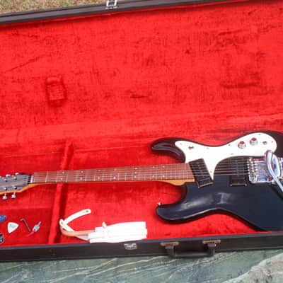 Morales ZES-300 "Ventures" guitar 1960's - Black image 1