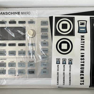 Native Instruments Maschine Mikro MKII 2010s - White Native Instruments Maschine Mikro Sampler & Sequencer (Open Box) image 3