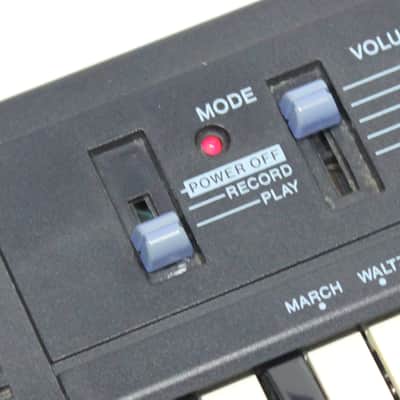 Vintage Casio PT 22 PT22 Mini Keyboard Synthesizer image 3