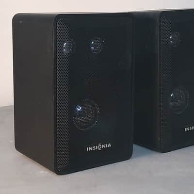 Insignia 4" 3-Way Surround Speaker 4in Surround Speakers Pair Bookshelf Home Aud image 4