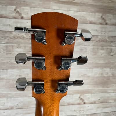 Larrivee LV-04 Early 2000s - Spruce / Mahogany  - Includes Hardshell Case image 16