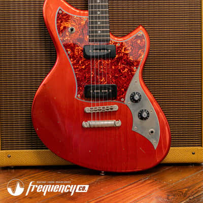 Novo Serus P2 in Candy Apple Red with a East Indian Rosewood Fret Board - 2025 image 4
