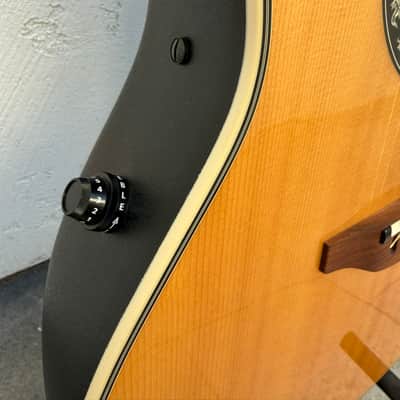 Ovation 1627VL-4GC "Glen Campbell" Legend image 4