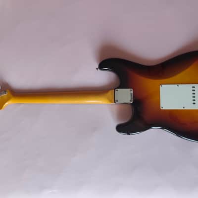 Fender American Vintage II '61 Stratocaster - 3-Color Sunburst (2025) image 11