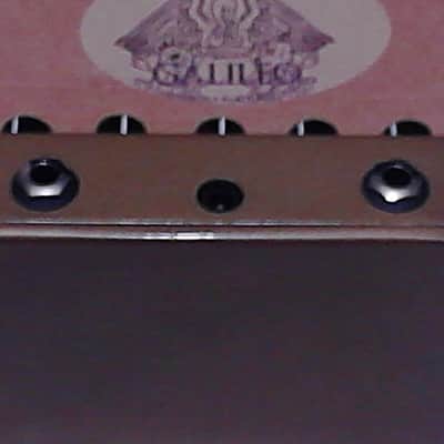 Catalinbread Galileo 2012 - Gold image 3