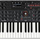 Sequential Pro 3 Multi-filter Monosynth (Pro3d5)