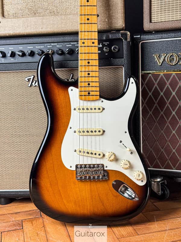 2016 Fender Eric Johnson Stratocaster 2 Tone SB image 1
