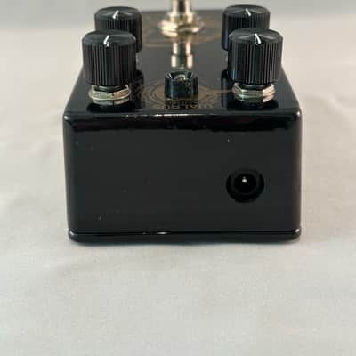 Walrus Audio Deep Six Compressor V1 Limited Edition - Angler Fish 2014 - 2016 - Black / Gold Angler Fish image 6