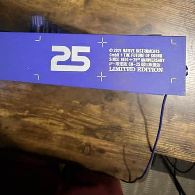 Ultraviolet Native Instruments Maschine MKIII Limited Edition image 3