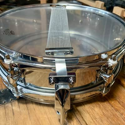 Yamaha Snare Drum Kit w/Bag + Stand + Sticks + Pad image 7