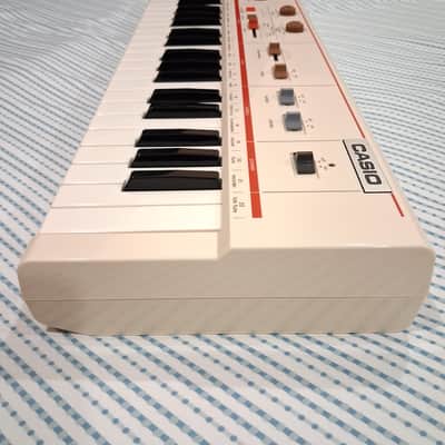 Casio MT-40 Casiotone 37-Key Synthesizer 1981 - 1982 - White image 16