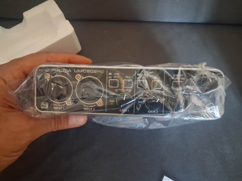 Behringer umc 202hd NEW! image 1