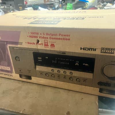 Yamaha HTR-6130 2010 - Silver image 3