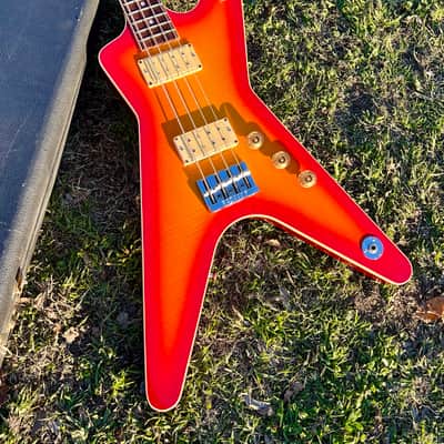 Vintage Dean ML Bass 1981 - Flame Top Cherry Sunburst image 4