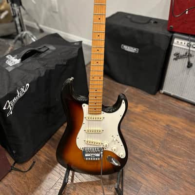 Fender Stratocaster 1984-1987 - Sunburst image 1