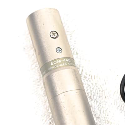 Sony ECM44B Lavalier Omni-directional Electret-Condenser Microphone with Case image 3